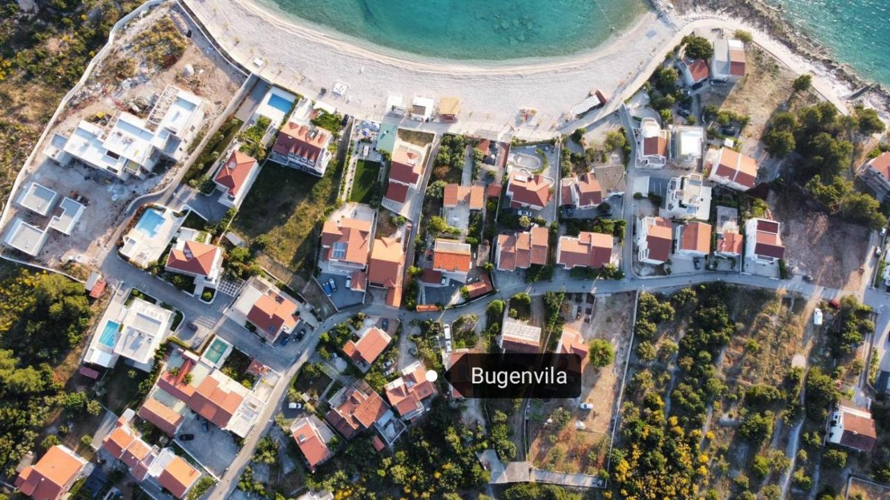 Bugenvila Рогозница Экстерьер фото